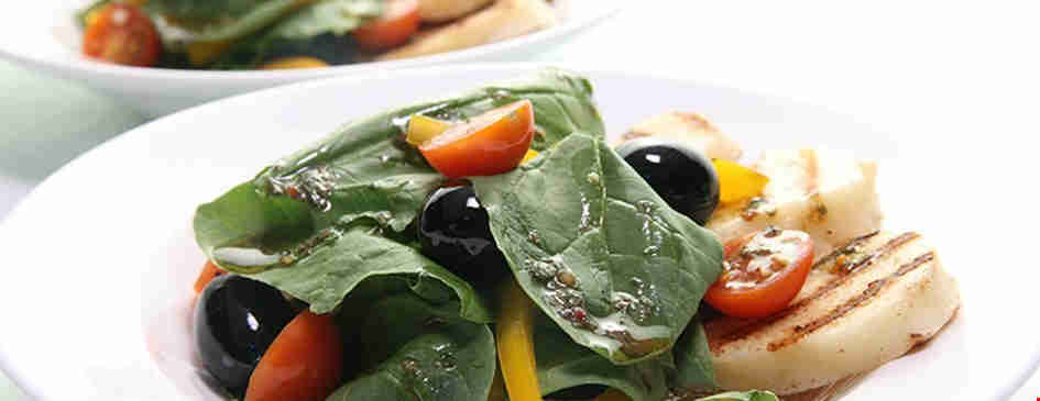 Salad with Grilled Haloumi