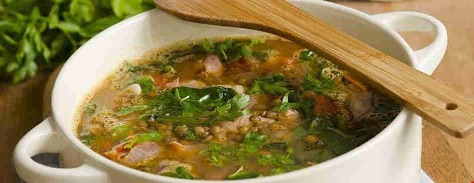 شوربه السبانخ